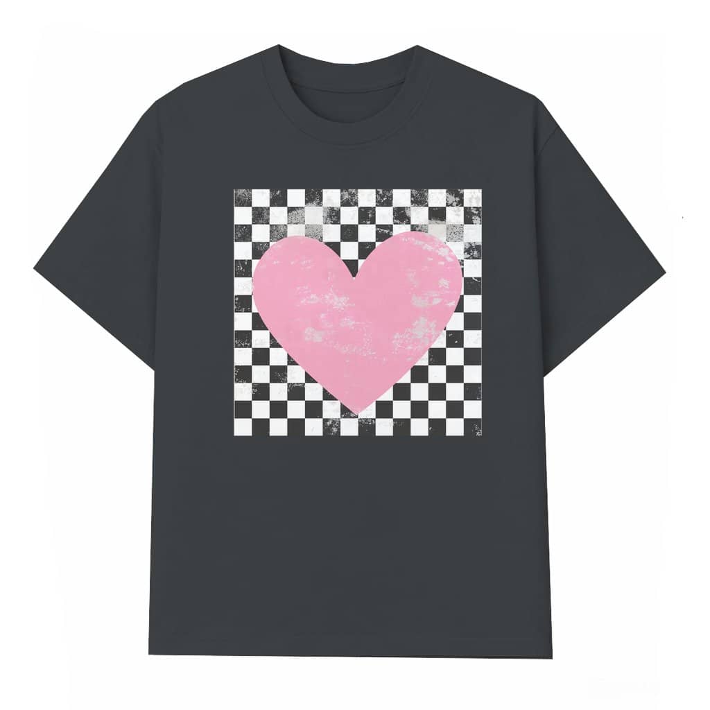Retro Checkered Heart T-shirt – Valentine's Day Gift for Teacher Vintage