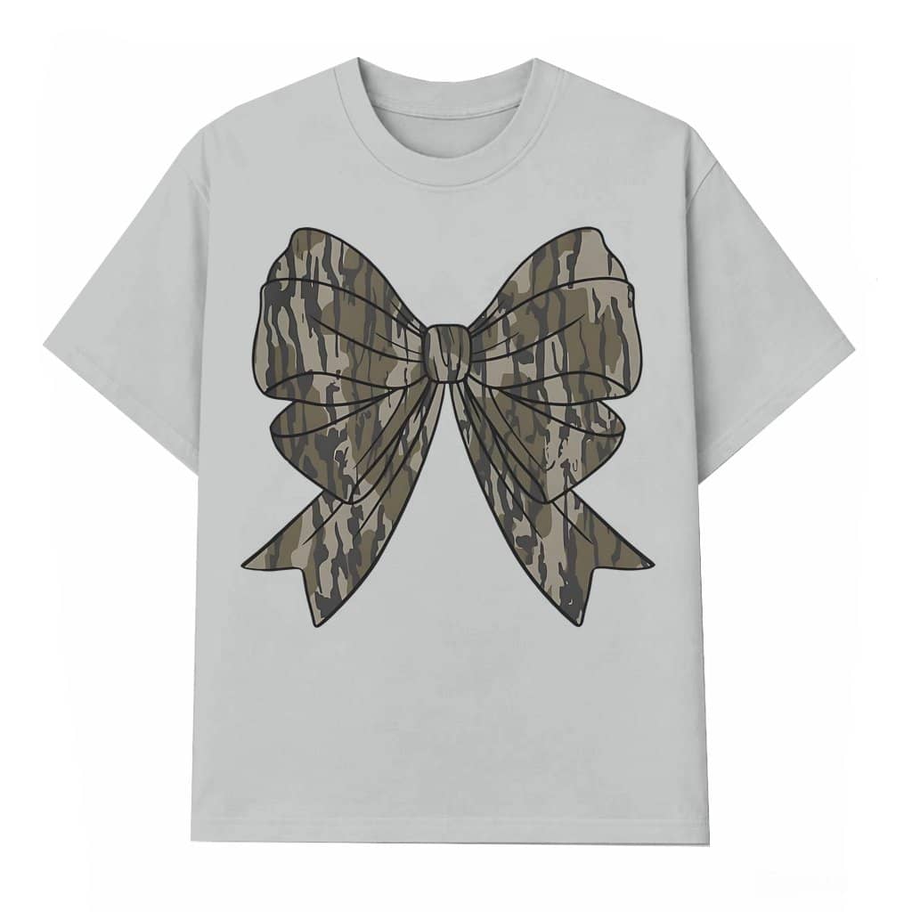 Camo Coquette Bow T-shirt – Duck Hunting Gift for Girls Vintage