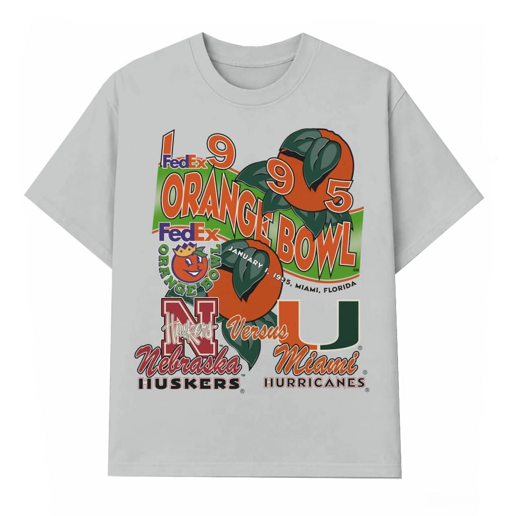 Vintage 1995 Football T-shirt – Football Fan Gift for Men Women