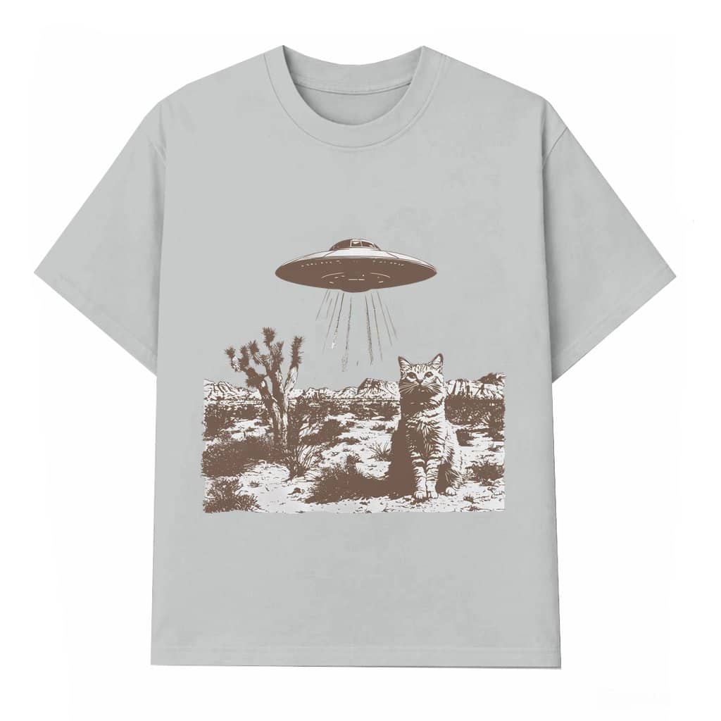 Funny Vintage UFO Cowboy Kitten T-shirt – Retro 90s Western Gift for Men Women