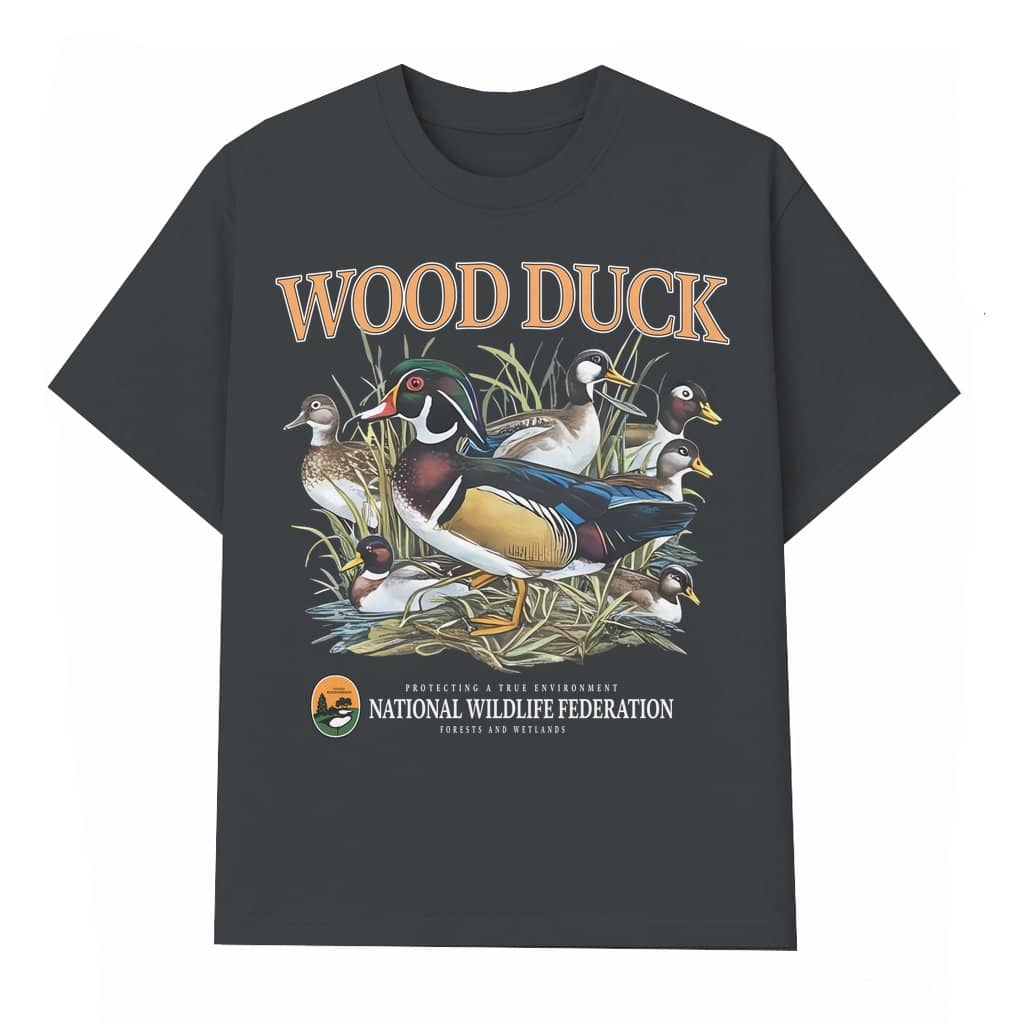 Bold Wood Duck T-shirt – Birthday Gift for Nature Lovers Trendy Nature Streetwear