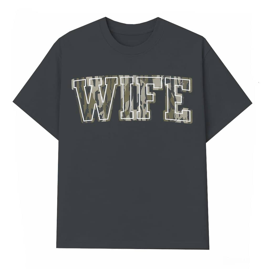Hunter Wife Camo T-shirt – Valentine's Day Gift for Hunter Wife
