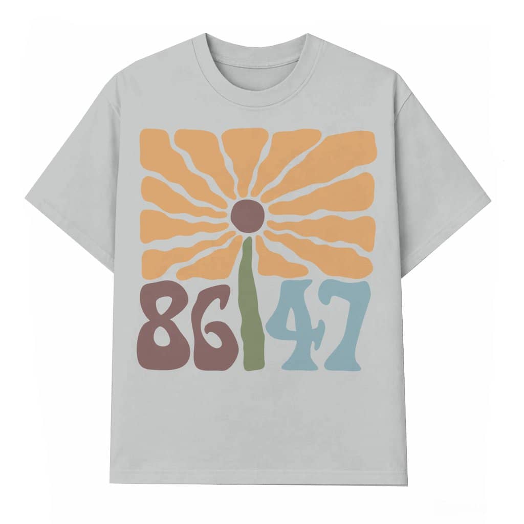 Vintage Groovy Flower T-shirt – Birthday Gift for Women Retro Graphic