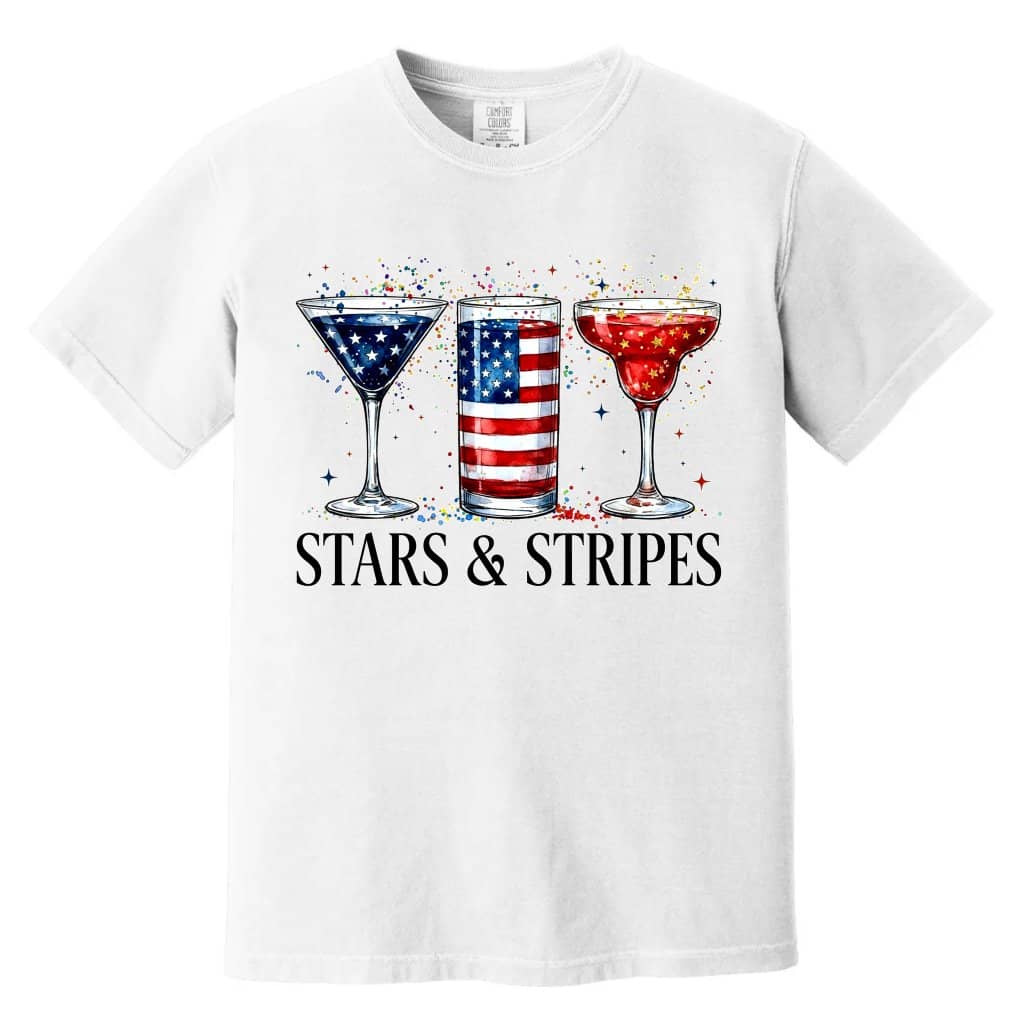 Comfort Colors Retro Stars & Stripes Cocktails Patriotic USA Flag Drinking Shirt - Funny Independence Day Gift for women