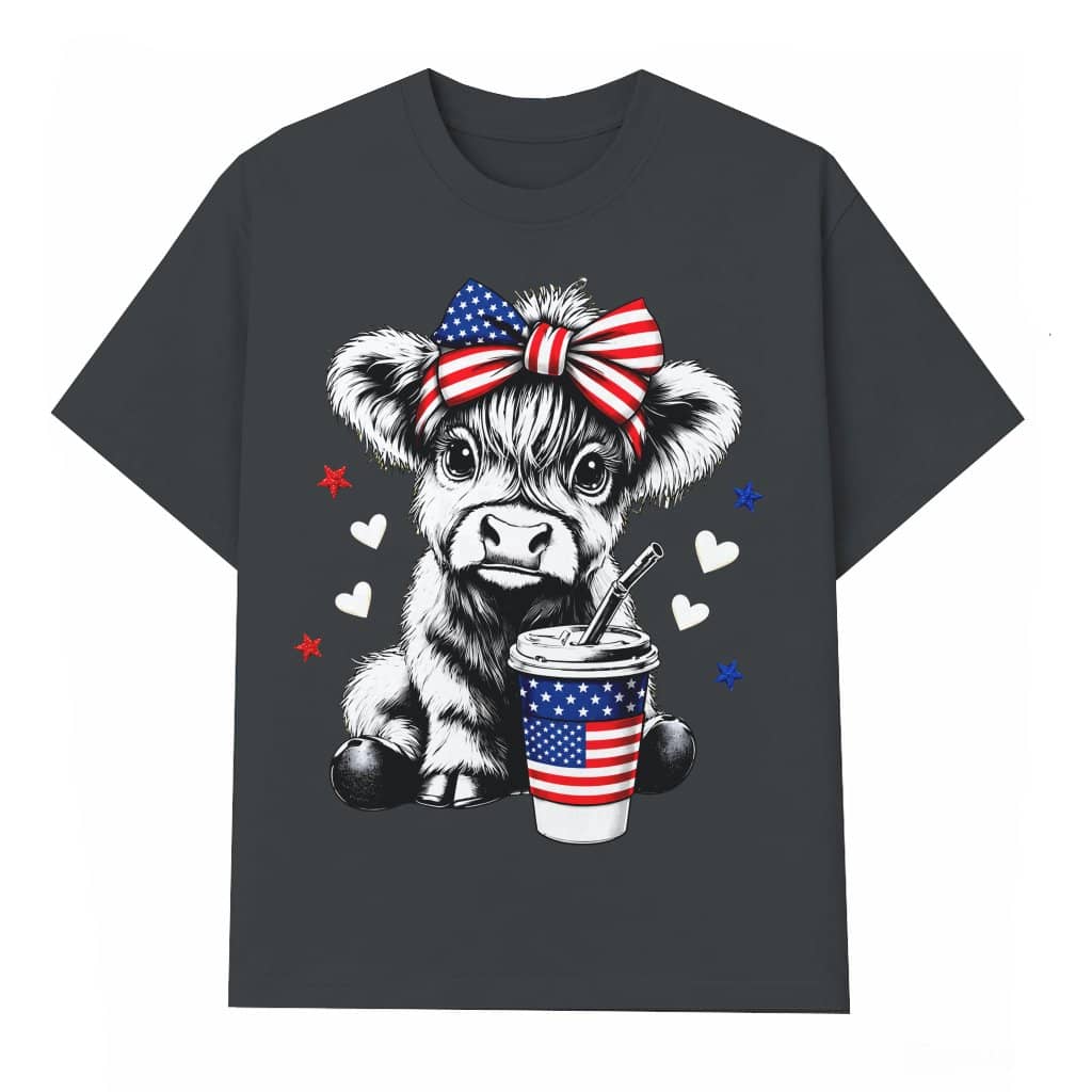 Highland Cow 4th of July T-Shirt - Cute Farm Animal Independence Day Gift for Her