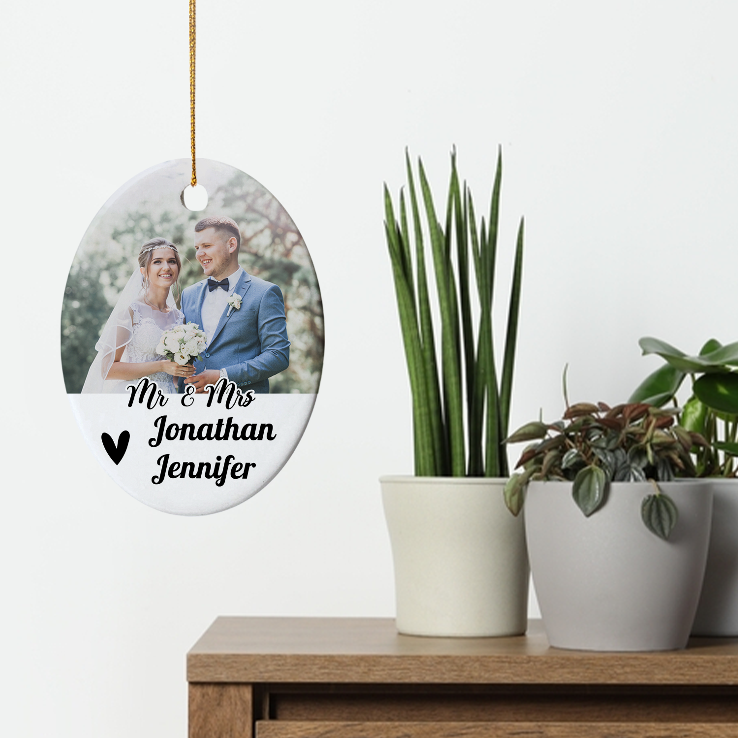 Custom Wedding Gifts for Couple Mr & Mrs Ornament with Photo - Personalized Ceramic Picture Car Pendant Decor