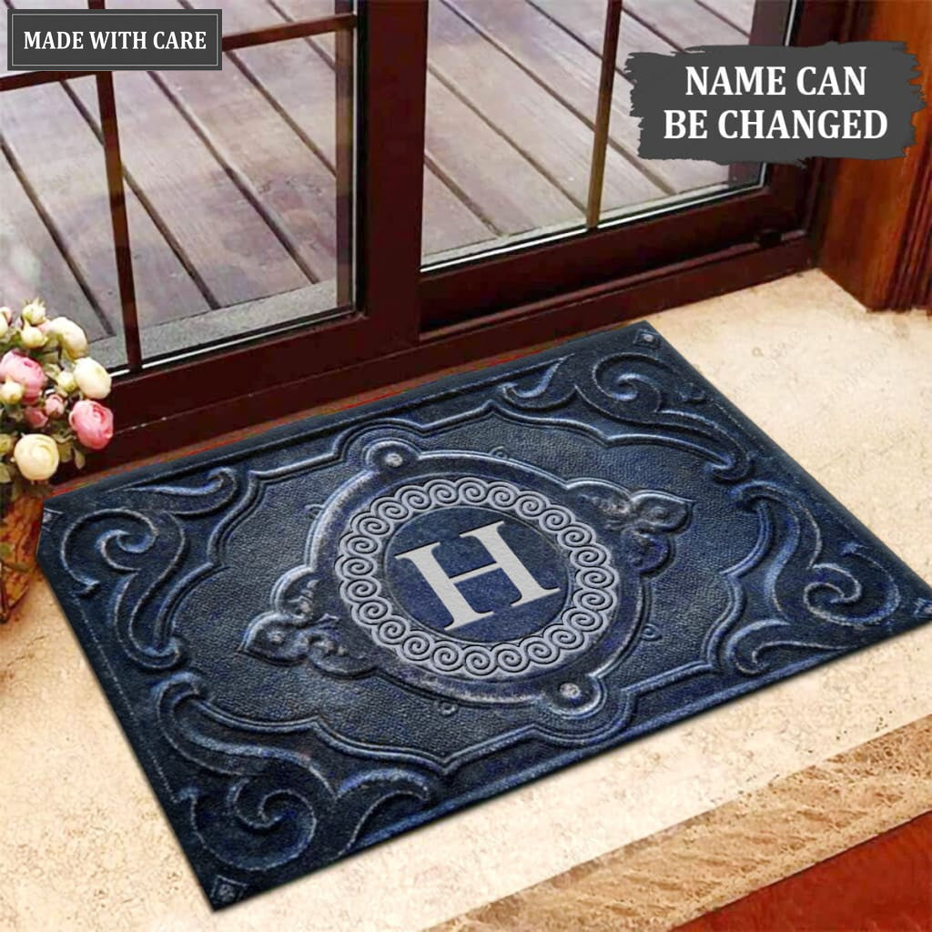 Luvingrace M15 Vintage Monogram The First Letter of Family Name Personalized Doormat