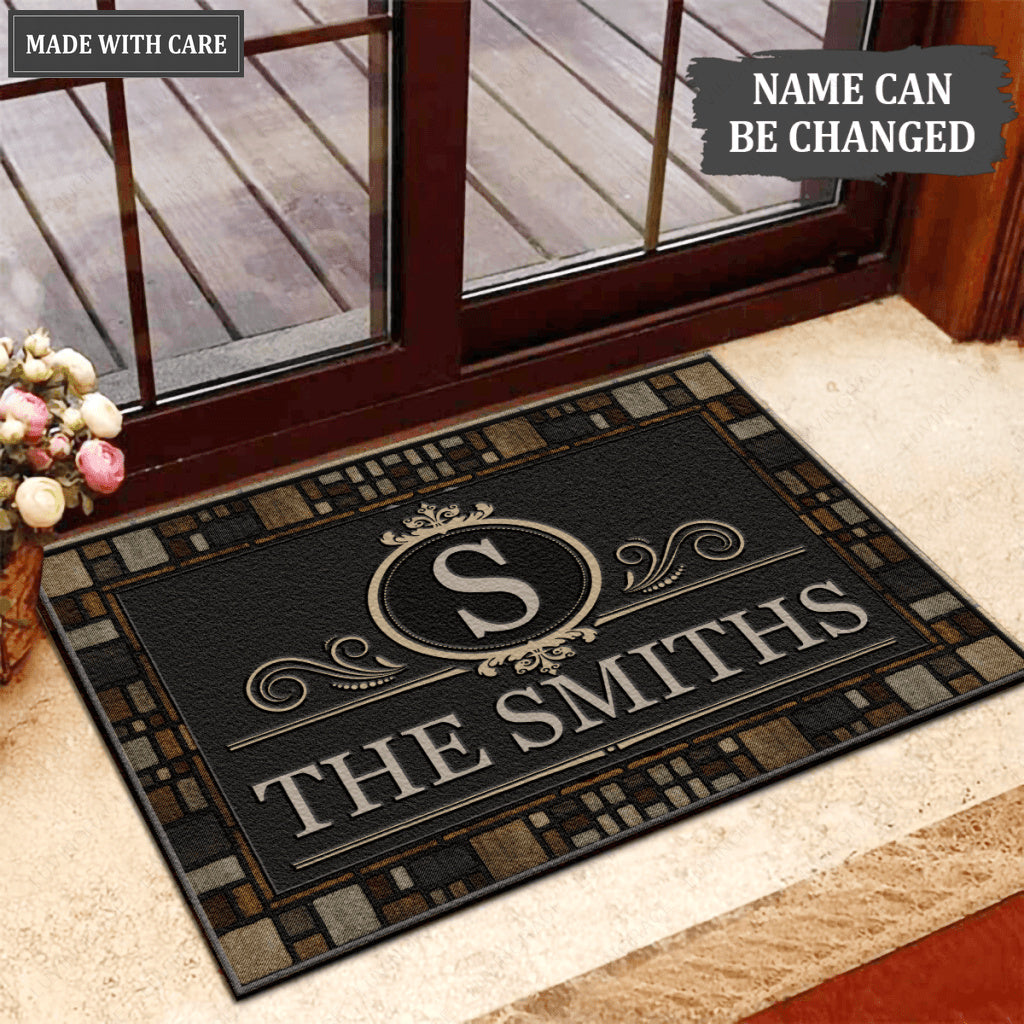 Luvingrace L214 Elegant Vintage Monogram Collection Family Name Personalized Doormat