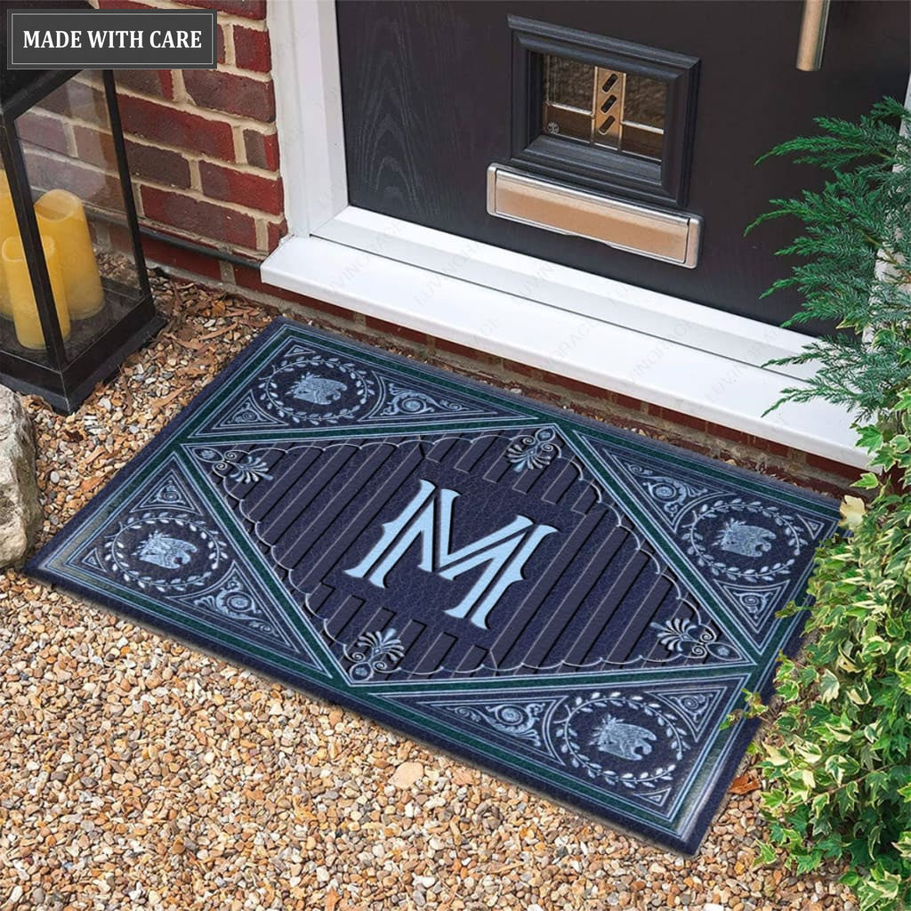 Luvingrace M29 Vintage Monogram The First Letter of Family Name Personalized Doormat