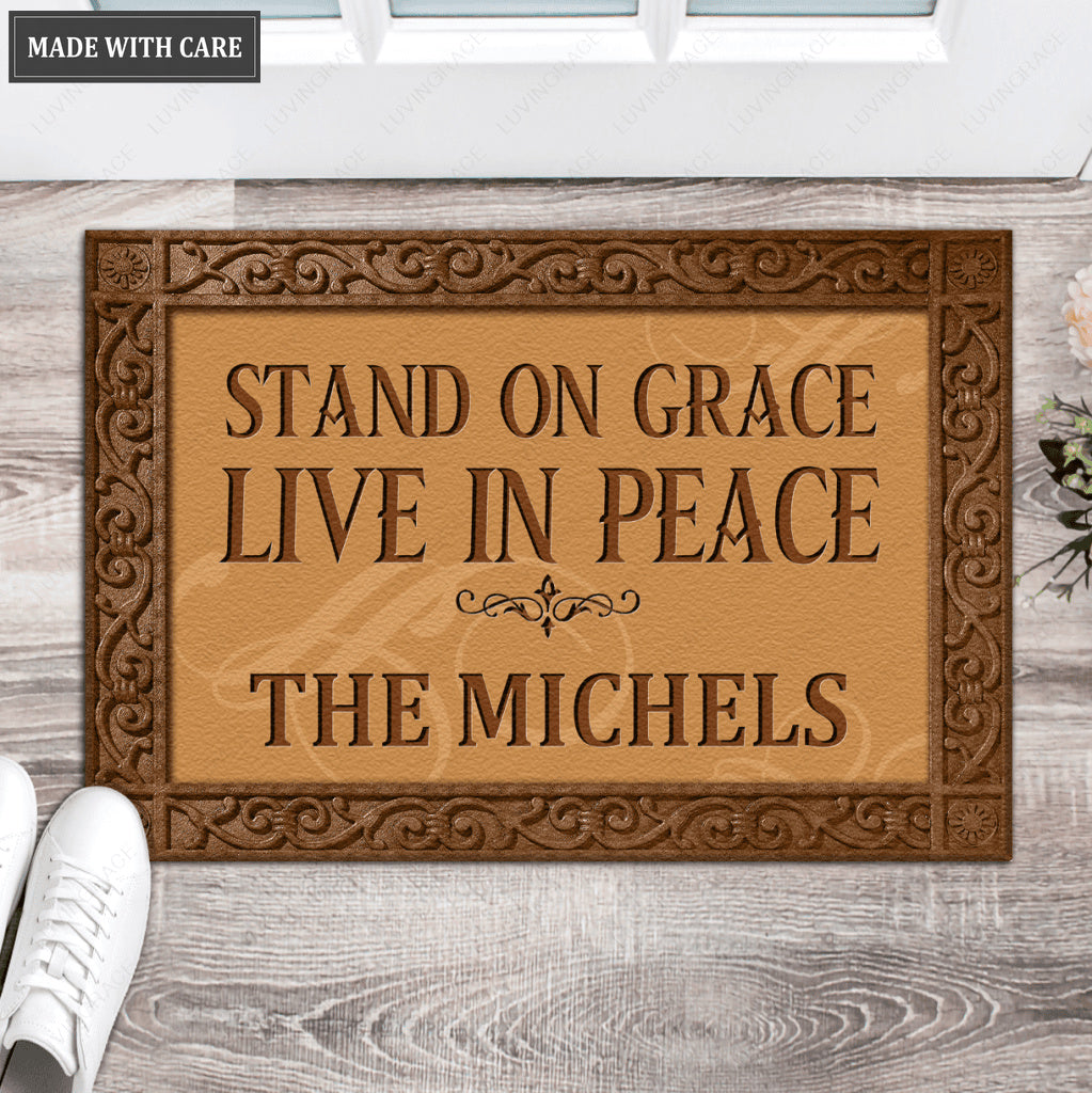 Personalized Elegant Border Family Doormat