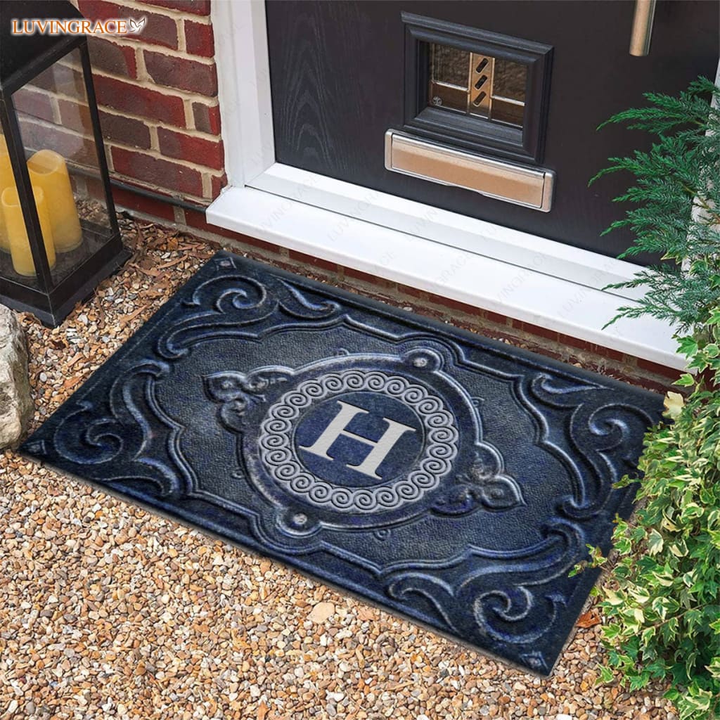 Luvingrace M15 Vintage Monogram The First Letter Of Family Name Personalized Doormat