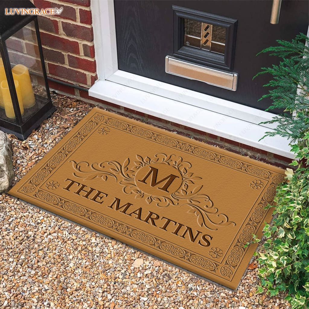 Luvingrace M31 Decorative Monogram Collection Family Name Personalized Doormat