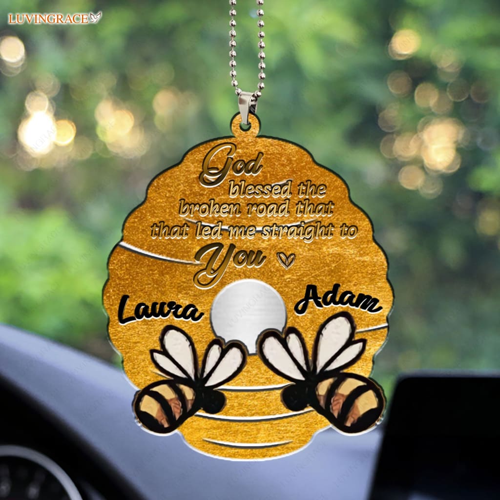 Luvingrace M42 Bee Couple God Blessed Personalized Ornament