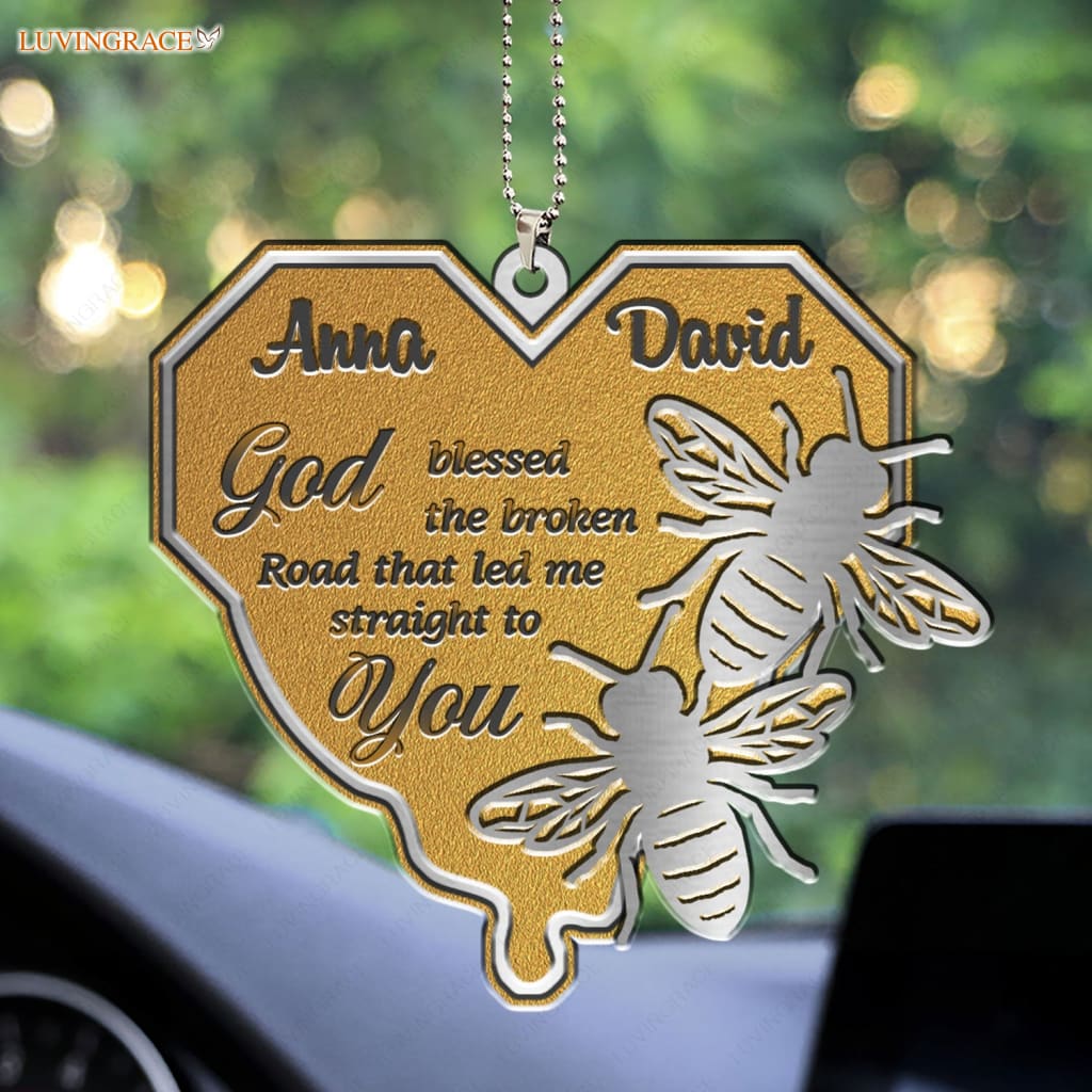 Luvingrace M75 Bee Couple God Blessed Personalized Ornament