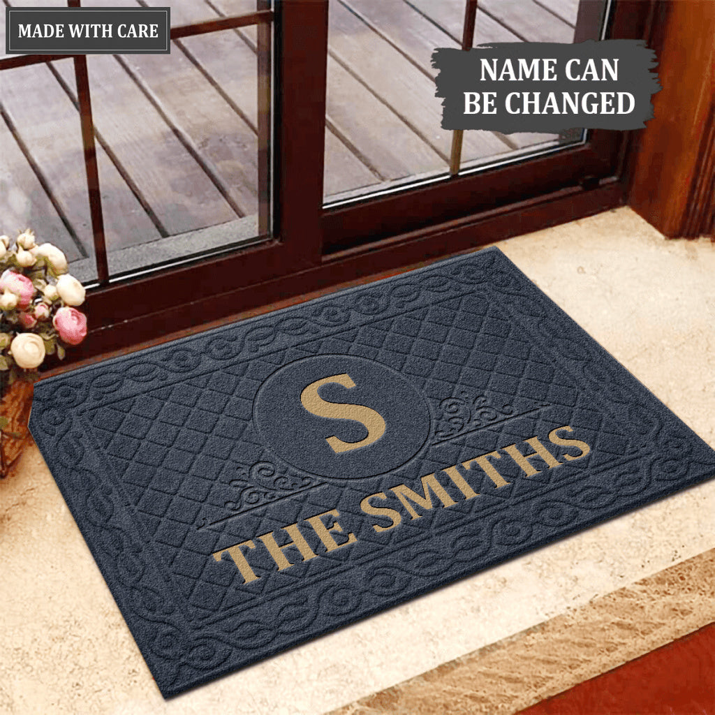 Luvingrace L08 Vintage Monogram Collection Family Name Personalized Doormat
