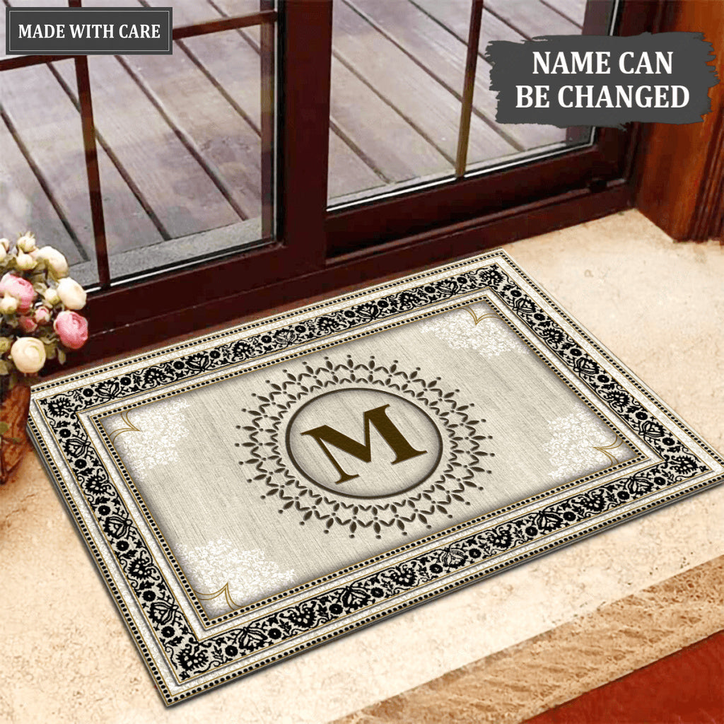 Luvingrace L29 Monogram The First Letter of Family Name Personalized Doormat