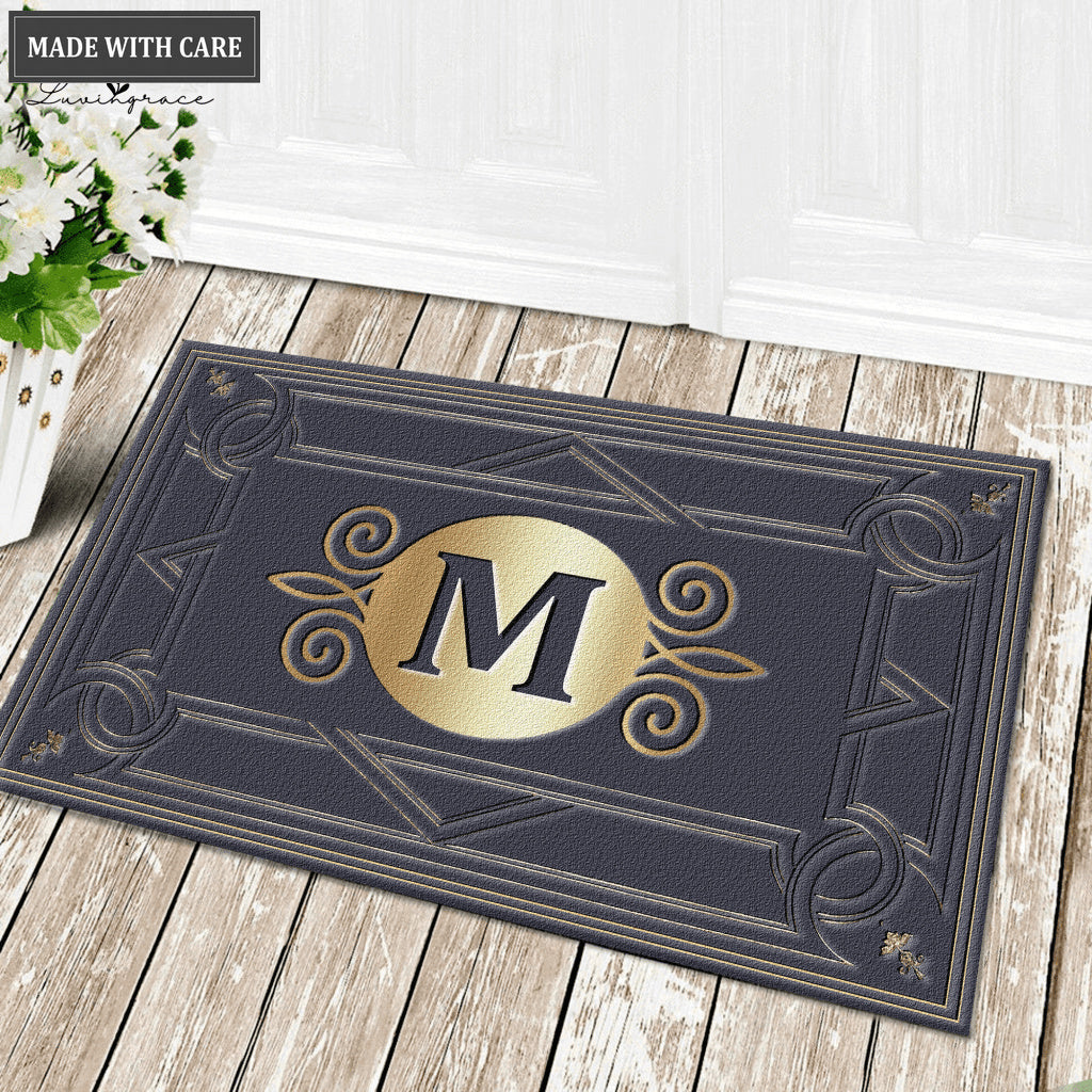 Luvingrace L02 Vintage Monogram The First Letter of Family Name Personalized Doormat