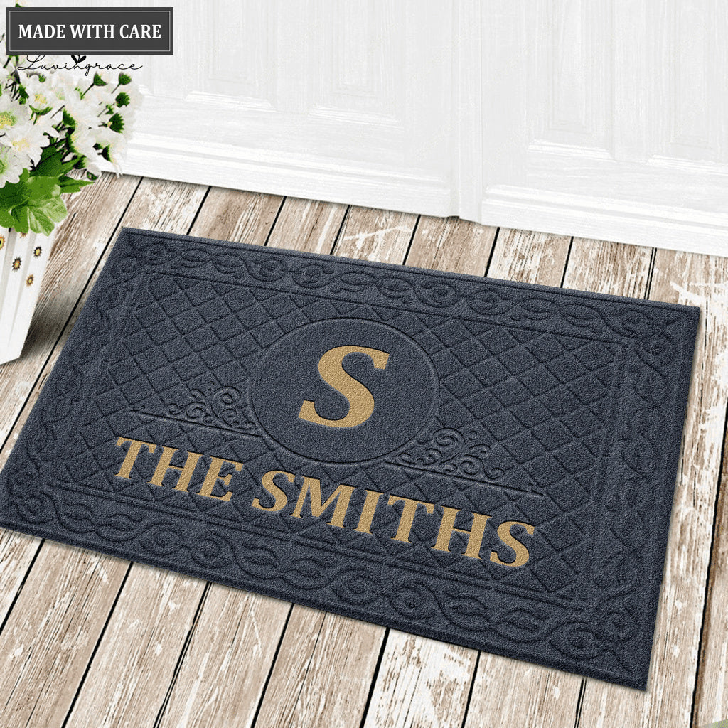 Luvingrace L08 Vintage Monogram Collection Family Name Personalized Doormat