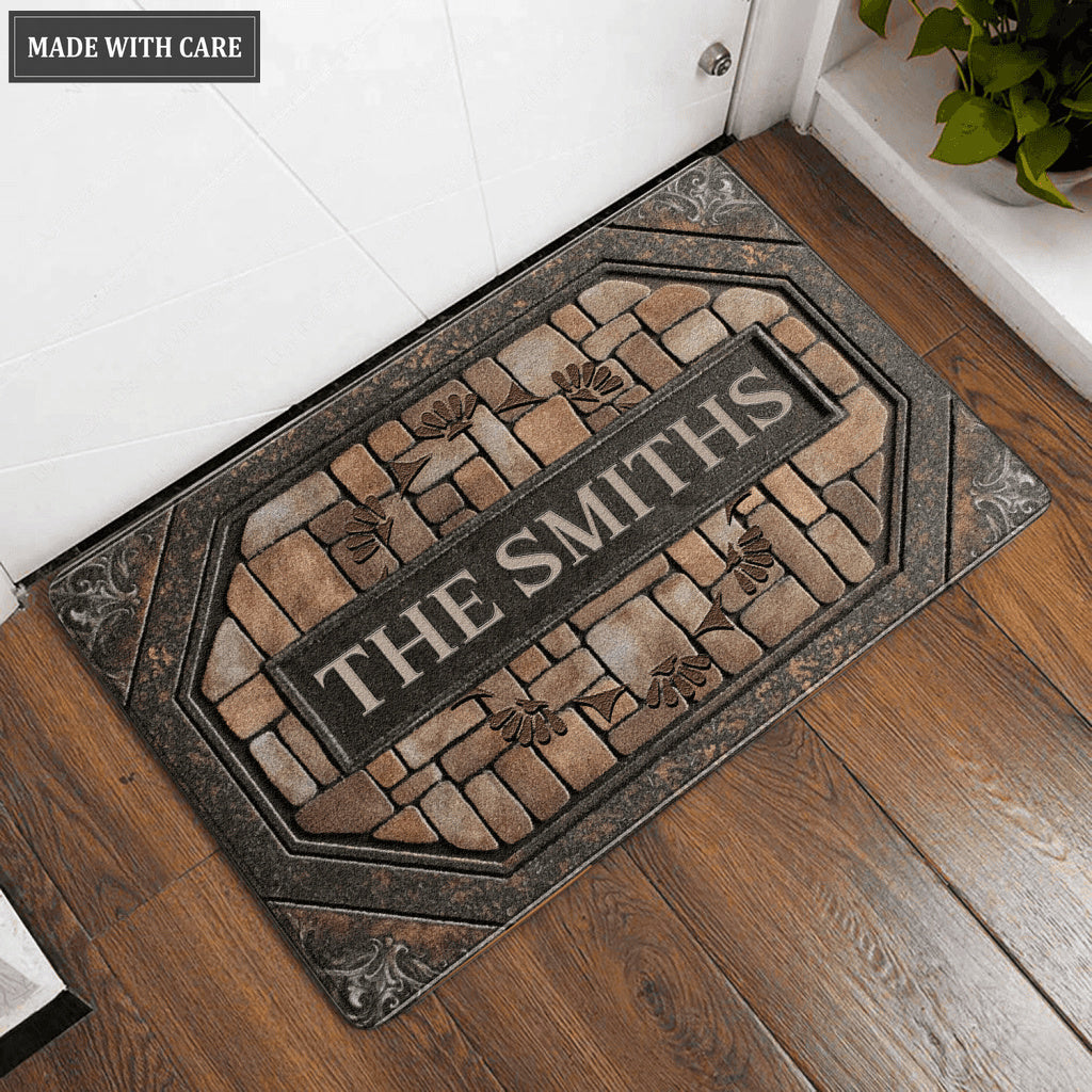 Luvingrace L39 Monogram Collection Family Name Personalized Doormat