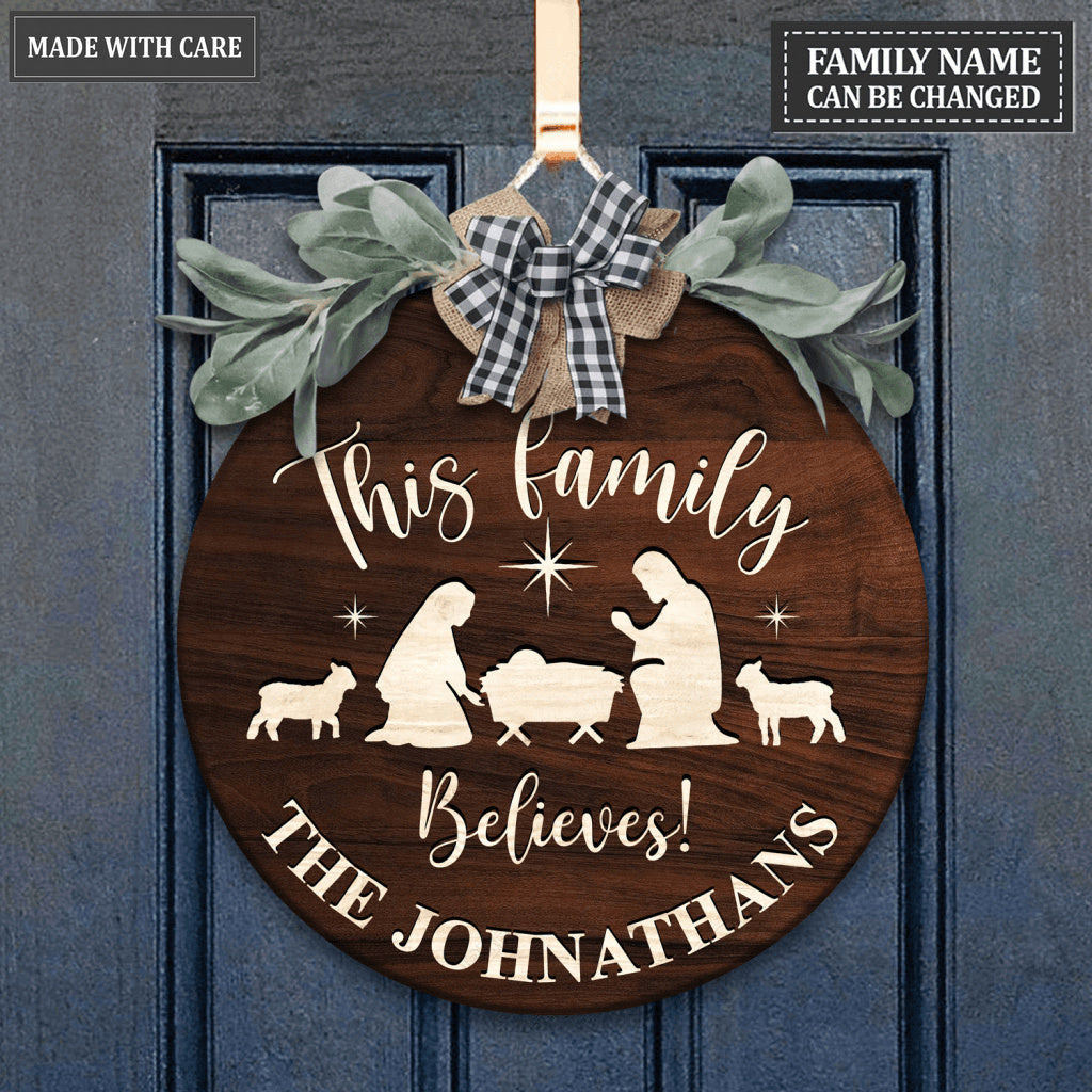 Personalized This Family Believes Round Sign With Bow Door Hanger