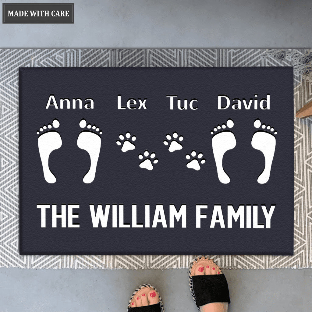 The Custom Family & Pet Name Welcome Mat