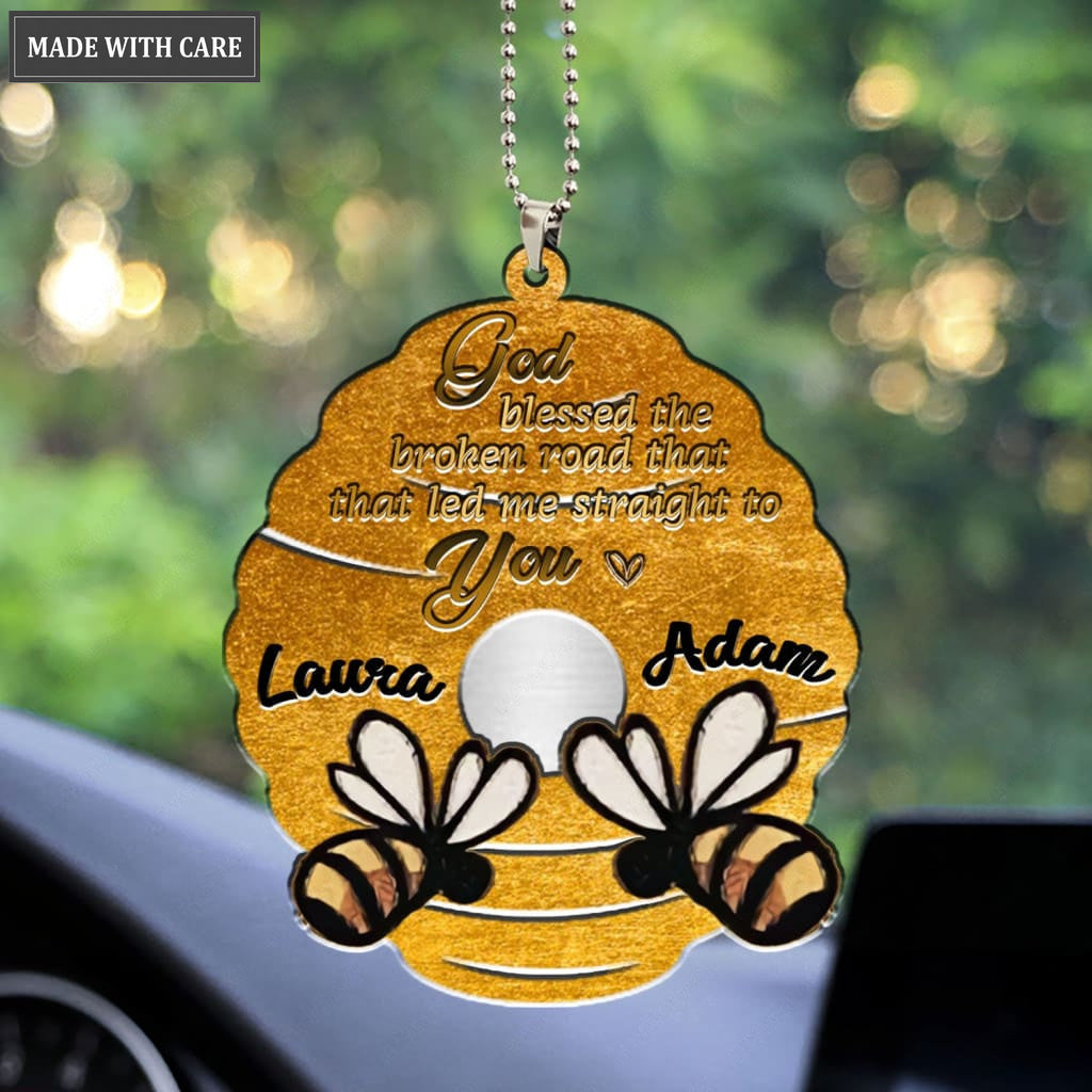 Luvingrace M42 Bee Couple God Blessed Personalized Ornament