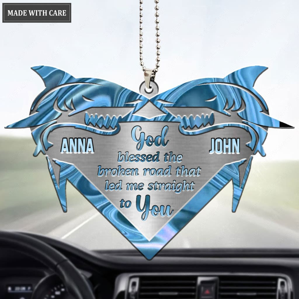 Luvingrace M52 Shark Couple God Blessed Personalized Ornament