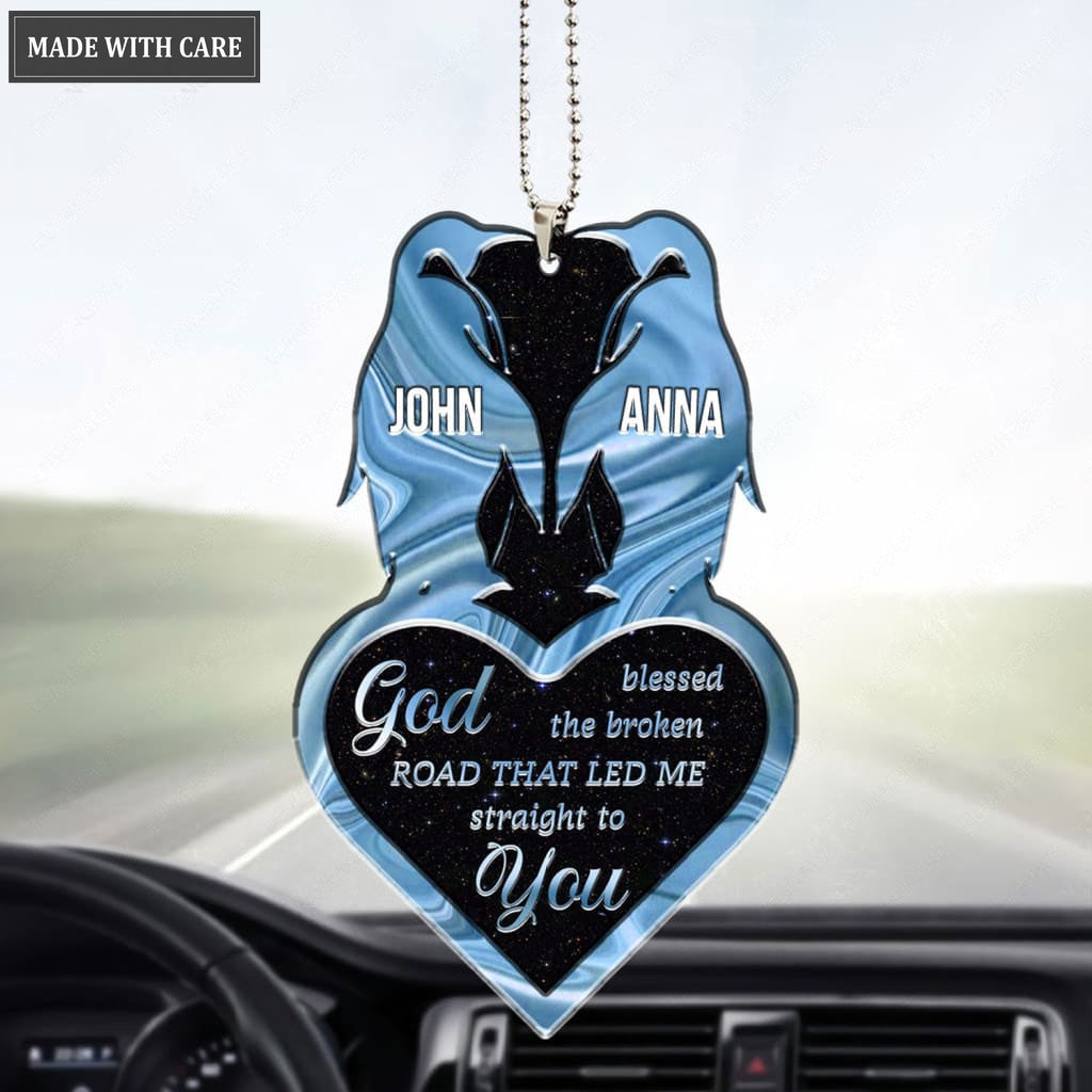 Luvingrace M56 Penguin Couple God Blessed Personalized Ornament