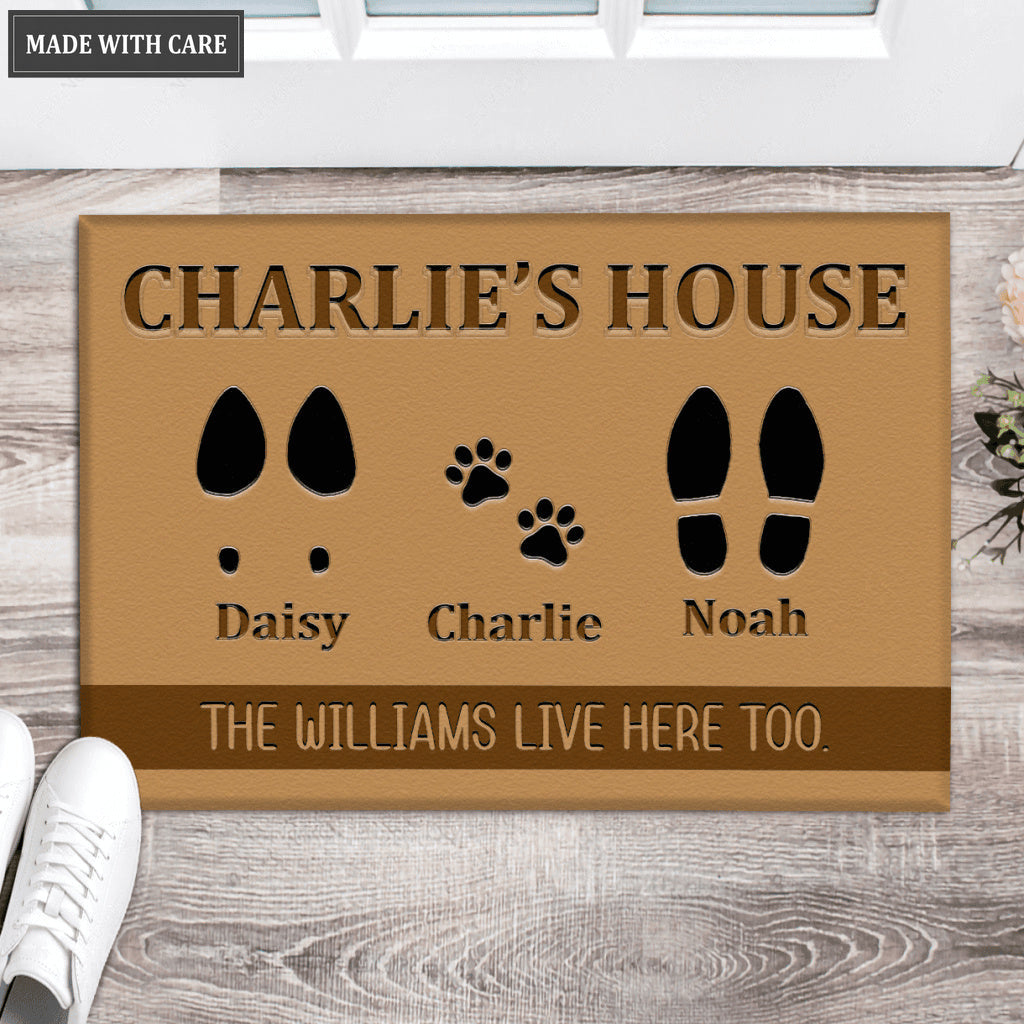 Premium Elegant Custom Footprint Family & Pet Name Brown Doormat