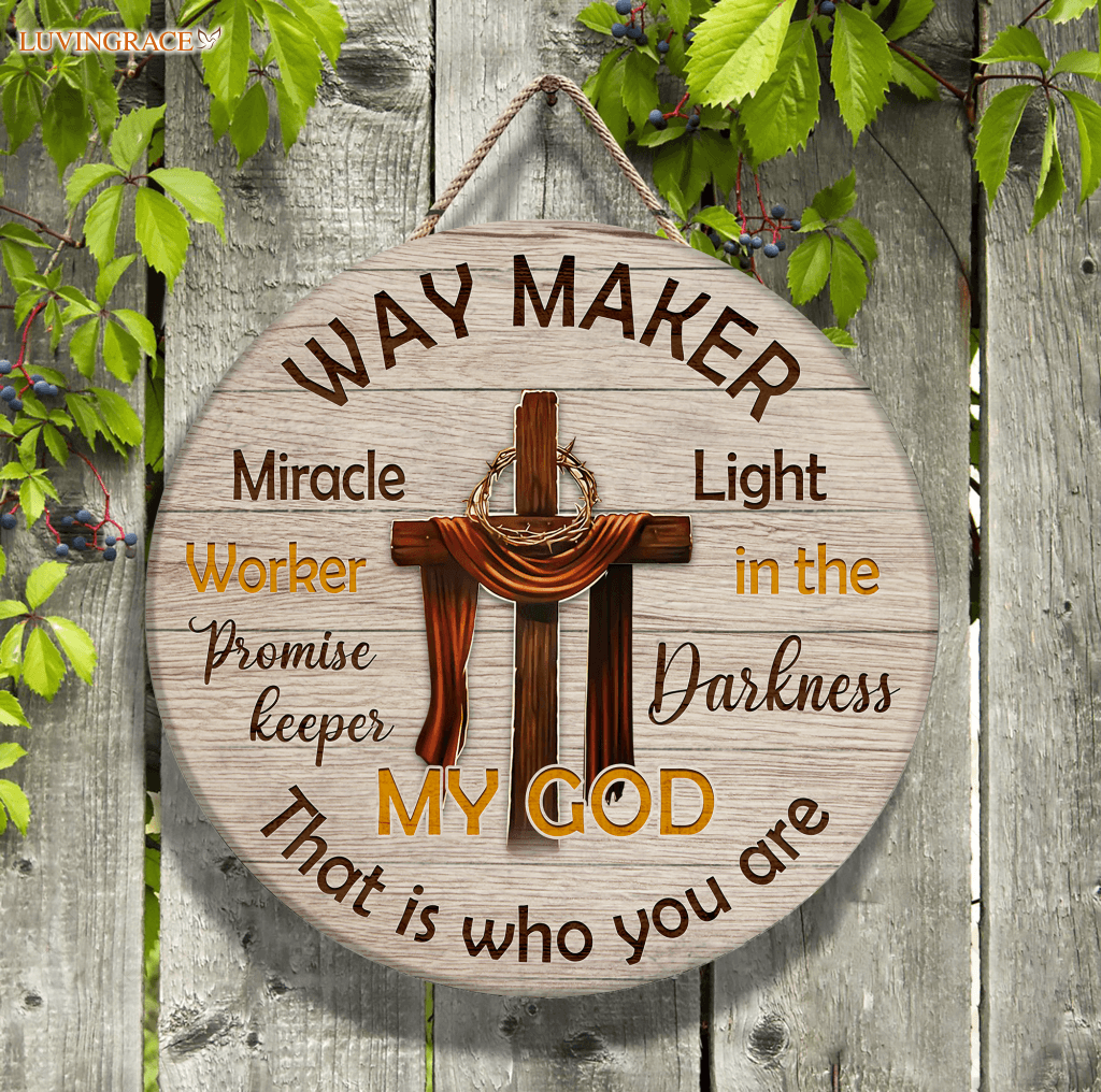 Way Maker Wood Circle Sign